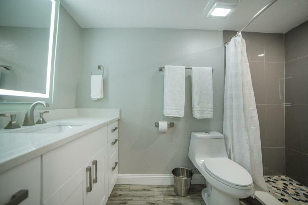 Townhouse At San Remo Leilighet Clearwater Beach Eksteriør bilde